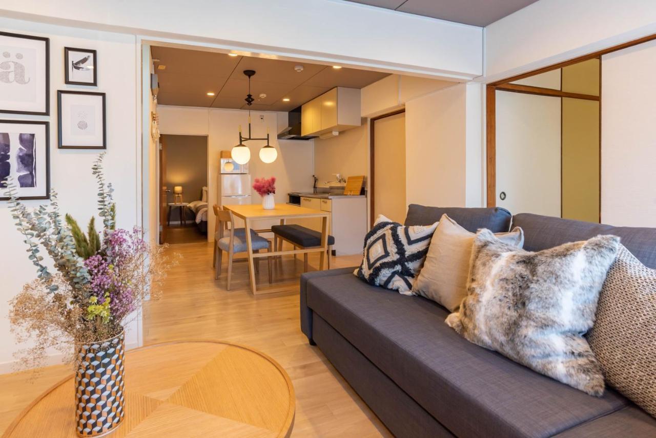 Bijou Suites Pieces Ōsaka Extérieur photo